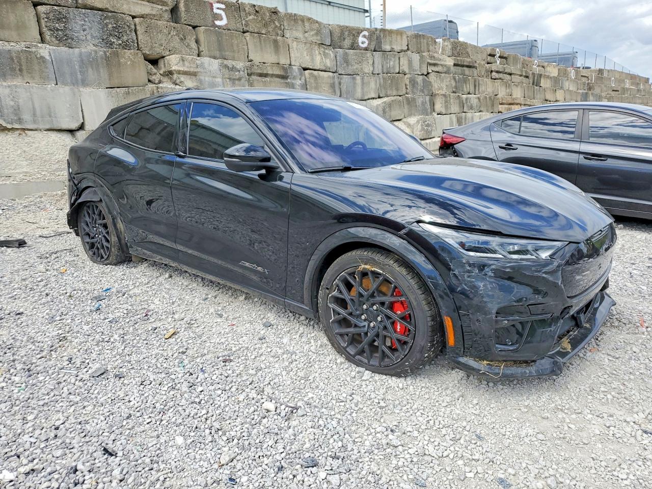 2023 FORD MUSTANG MACH-E GT — снимка 4