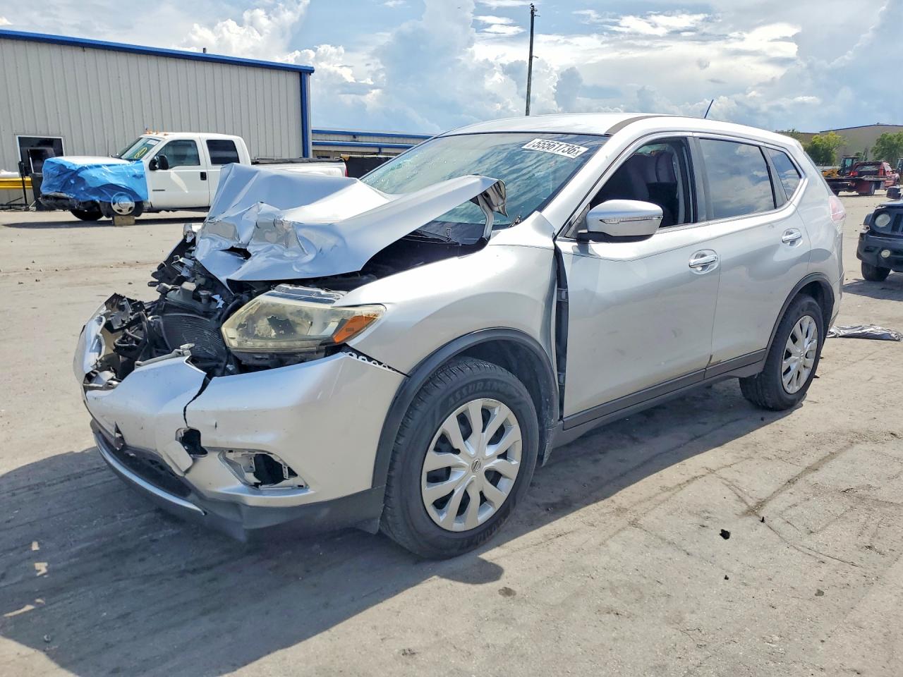 2015 NISSAN ROGUE S