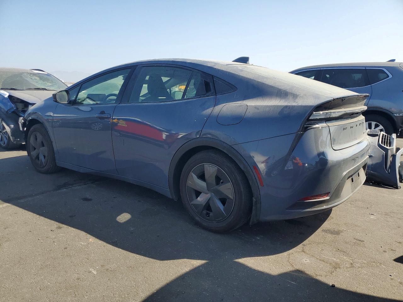 2025 TOYOTA PRIUS PLUG-IN HYBRID SE — снимка 2