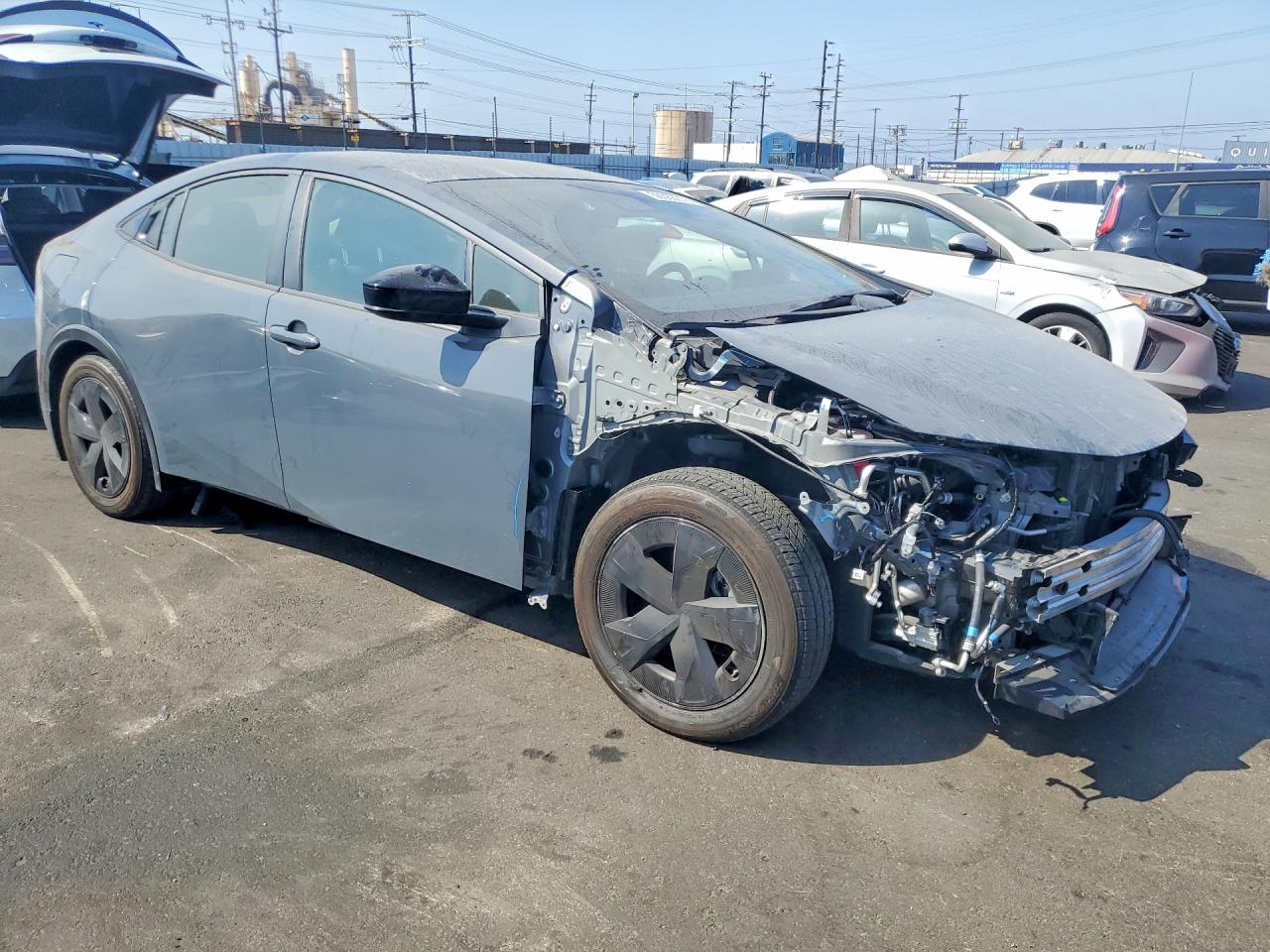 2025 TOYOTA PRIUS PLUG-IN HYBRID SE — снимка 4