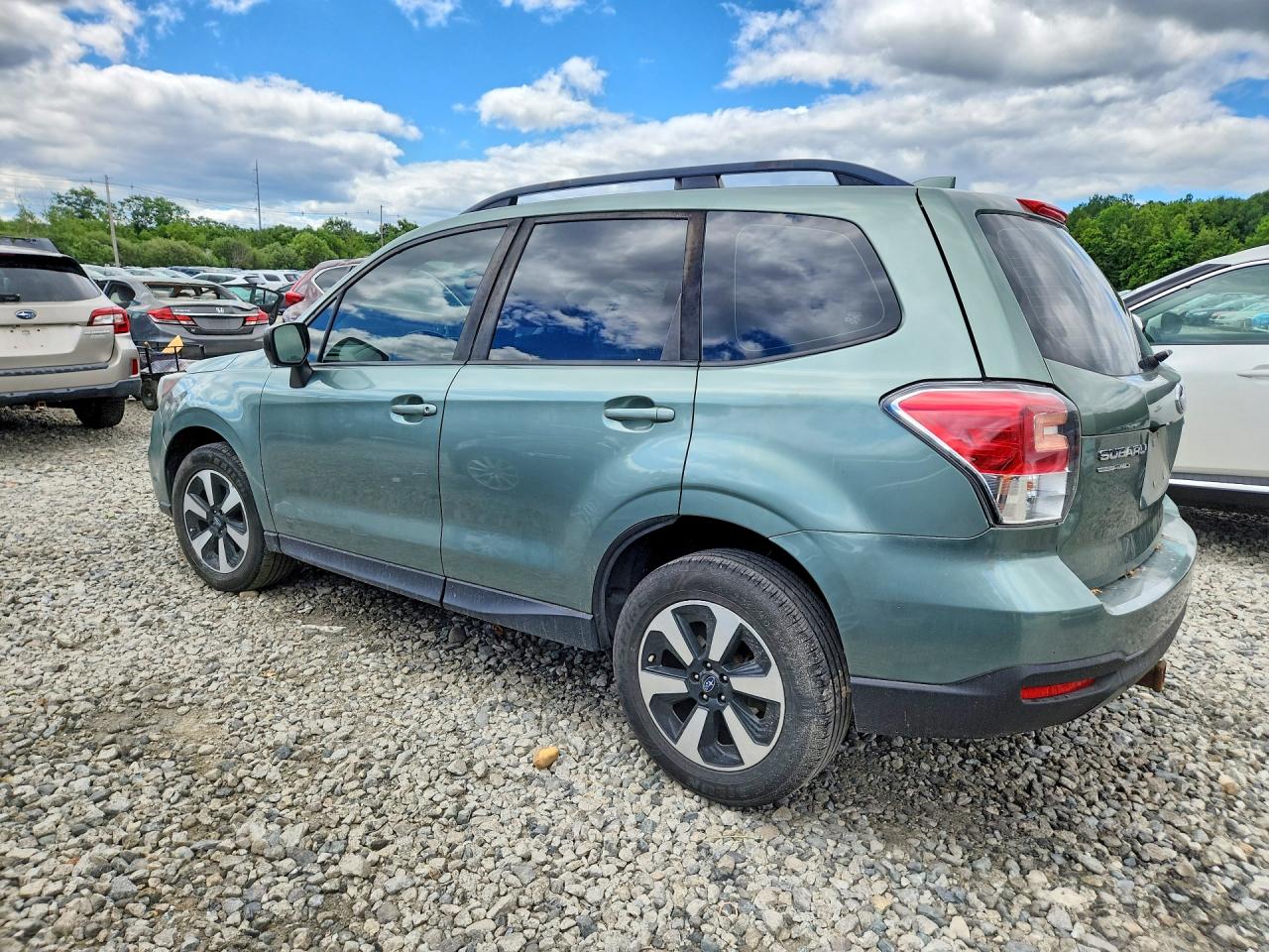2017 SUBARU FORESTER 2.5I — снимка 2