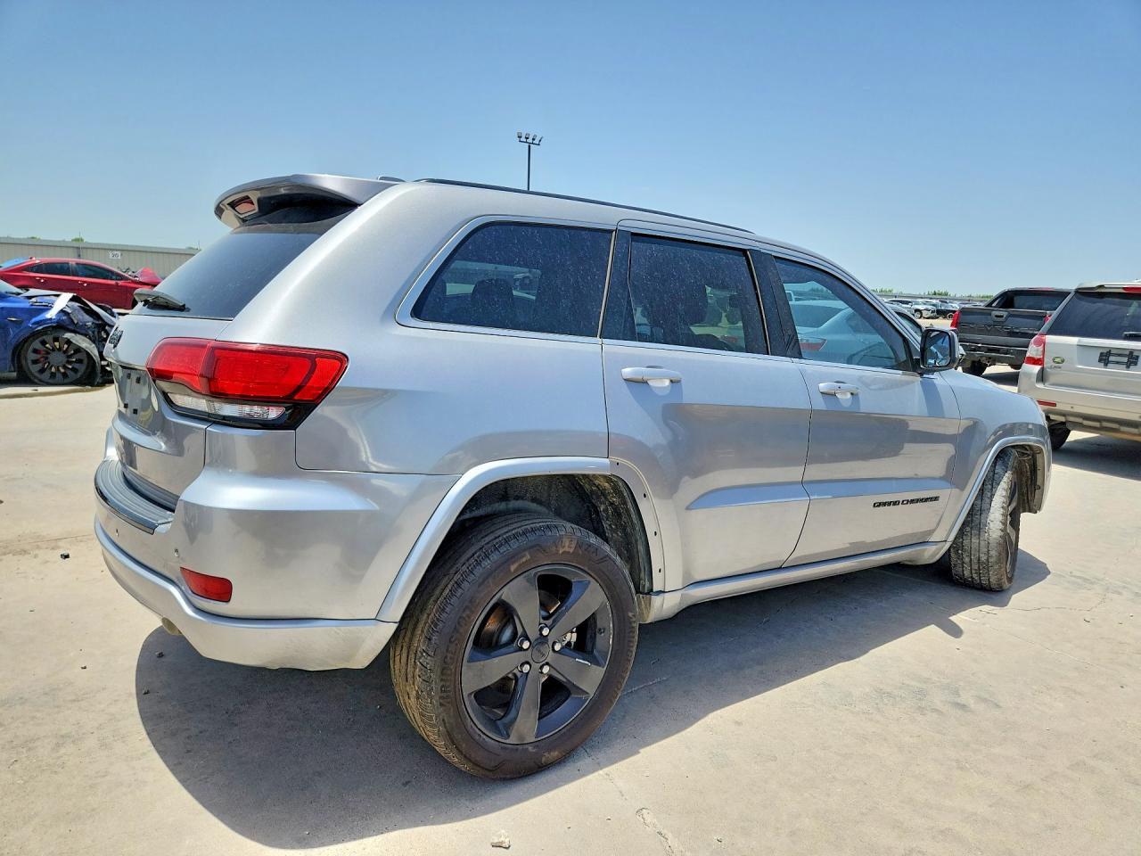 2015 JEEP GRAND CHEROKEE LAREDO — снимка 3