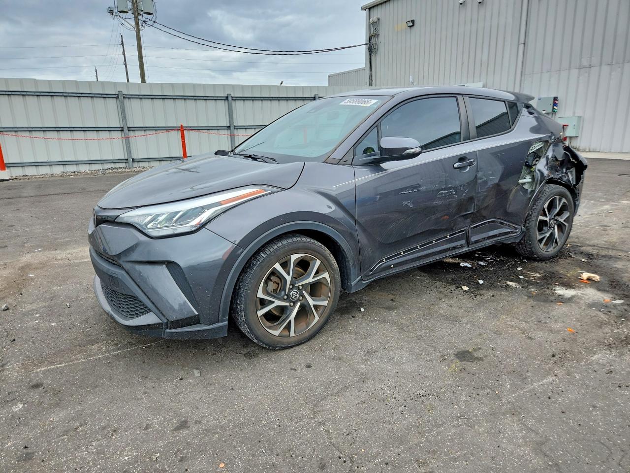 2021 TOYOTA C-HR XLE