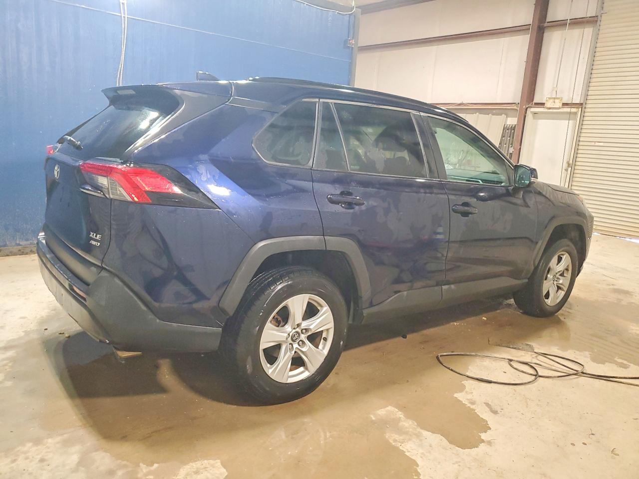 2021 TOYOTA RAV4 XLE — снимка 3