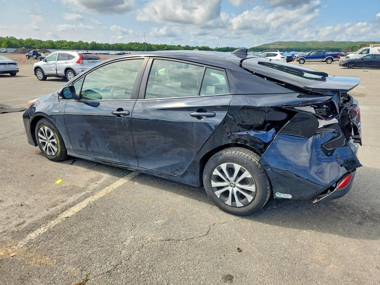 2021 TOYOTA PRIUS LE AWD-E — снимка 2