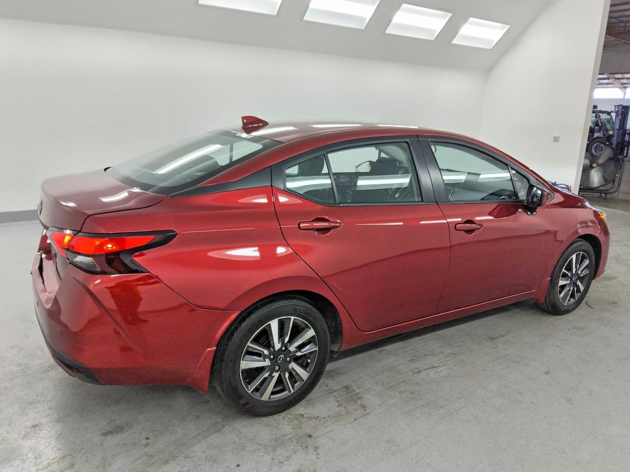 2025 NISSAN VERSA SV — снимка 3