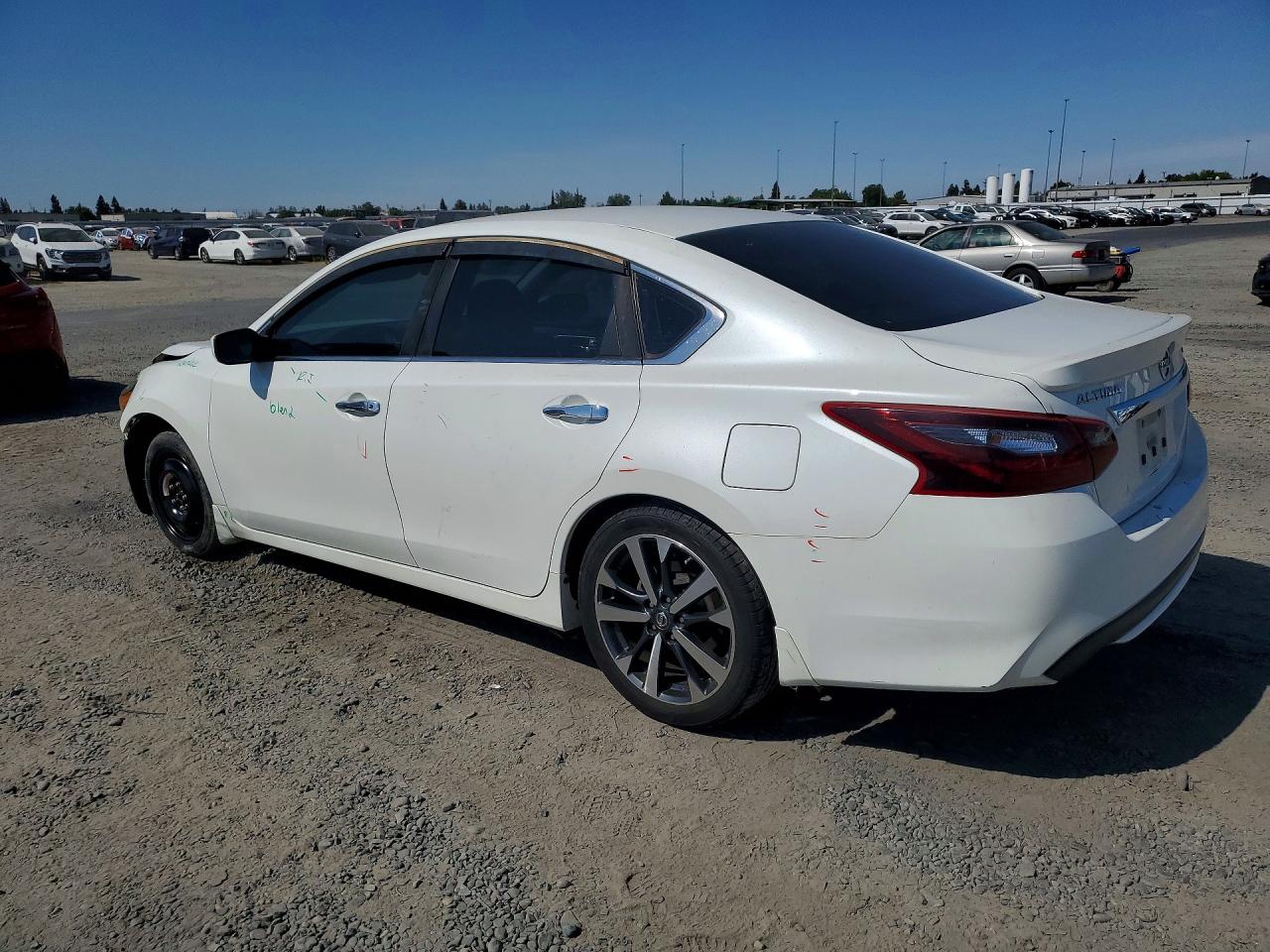 2017 NISSAN ALTIMA 2.5 SR — снимка 2