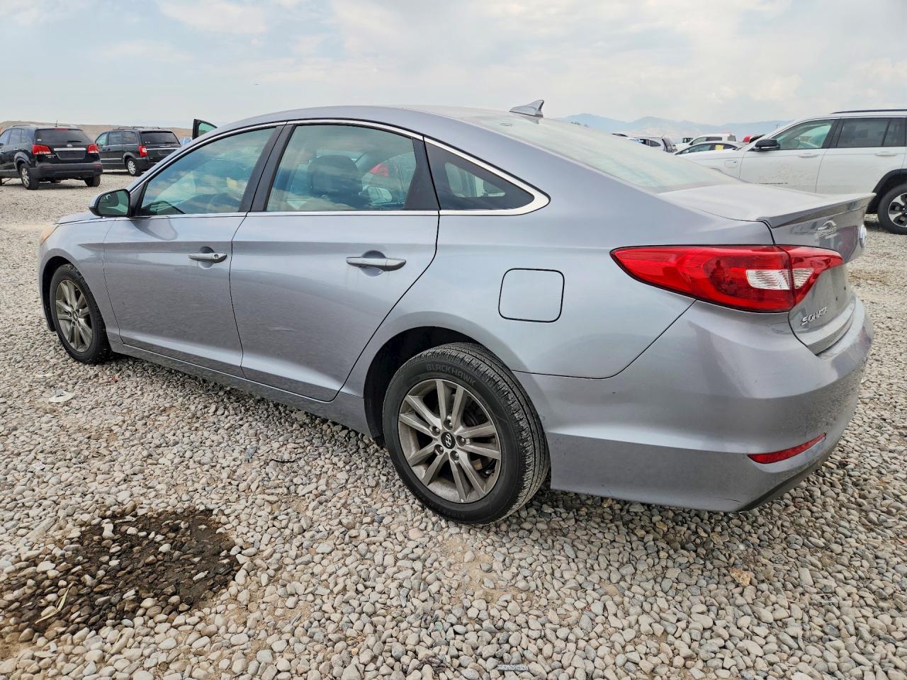 2017 HYUNDAI SONATA SE — снимка 2