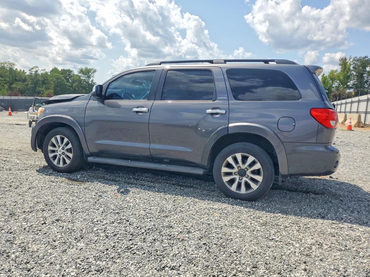 2016 TOYOTA SEQUOIA LIMITED — снимка 2