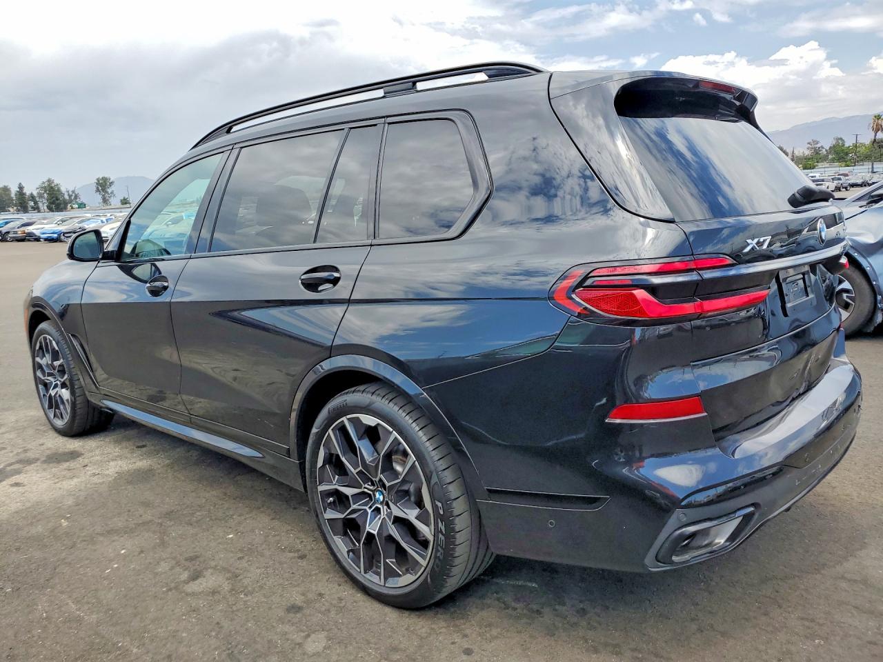 2025 BMW X7 XDRIVE40I — снимка 2