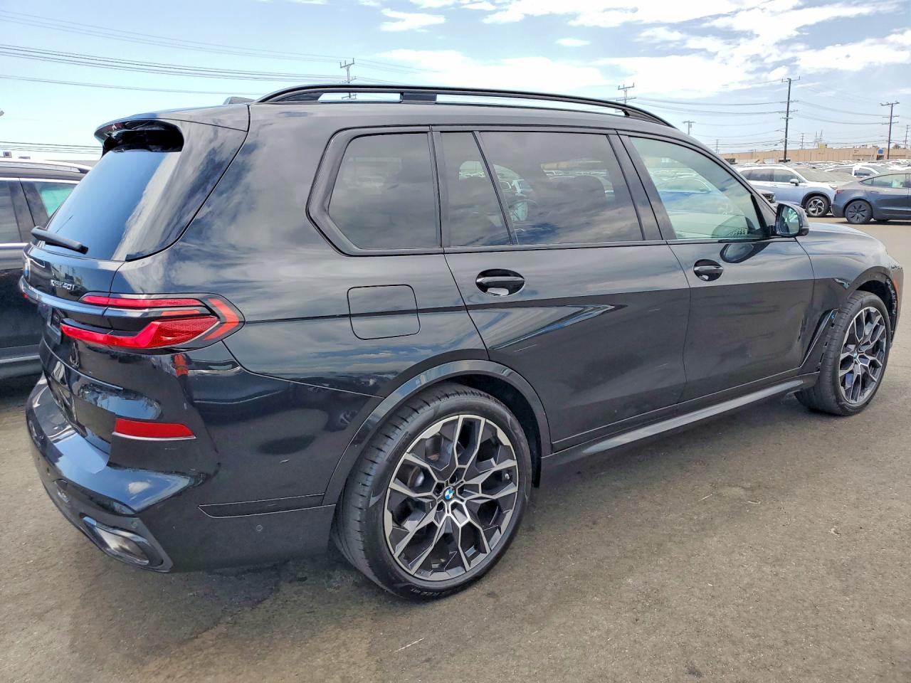 2025 BMW X7 XDRIVE40I — снимка 3