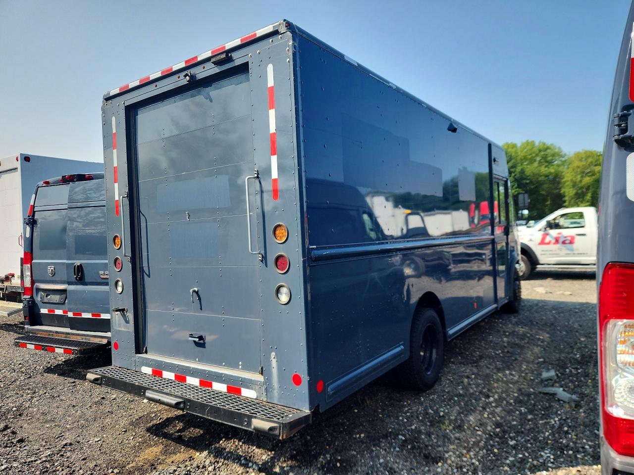 2020 FORD F59 — снимка 3