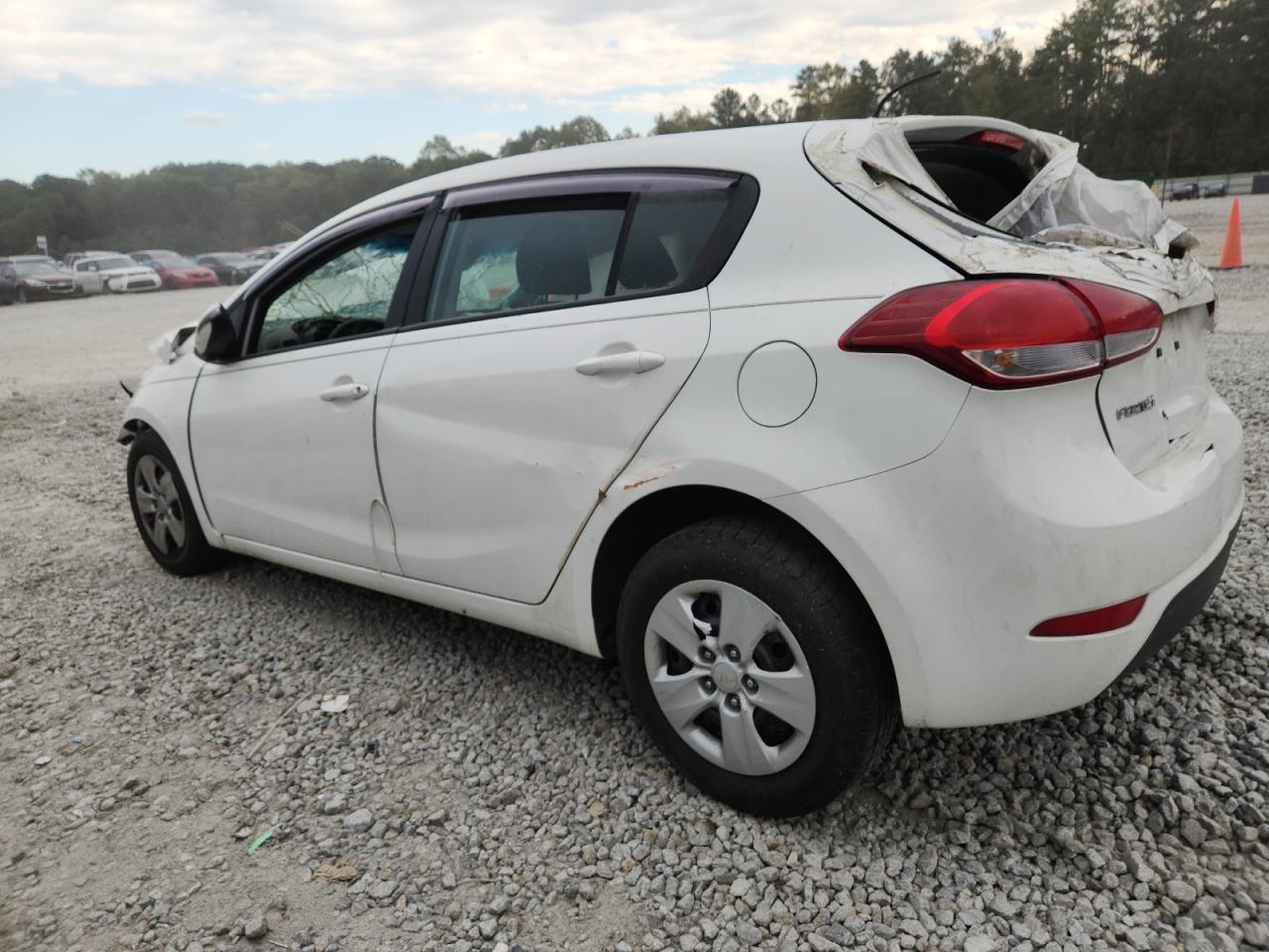 2017 KIA FORTE LX — снимка 2