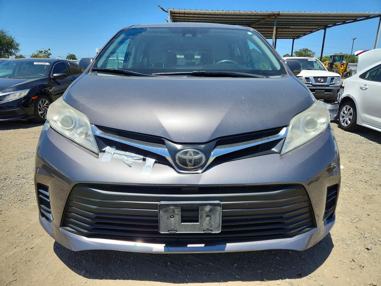 2018 TOYOTA SIENNA LE — снимка 5