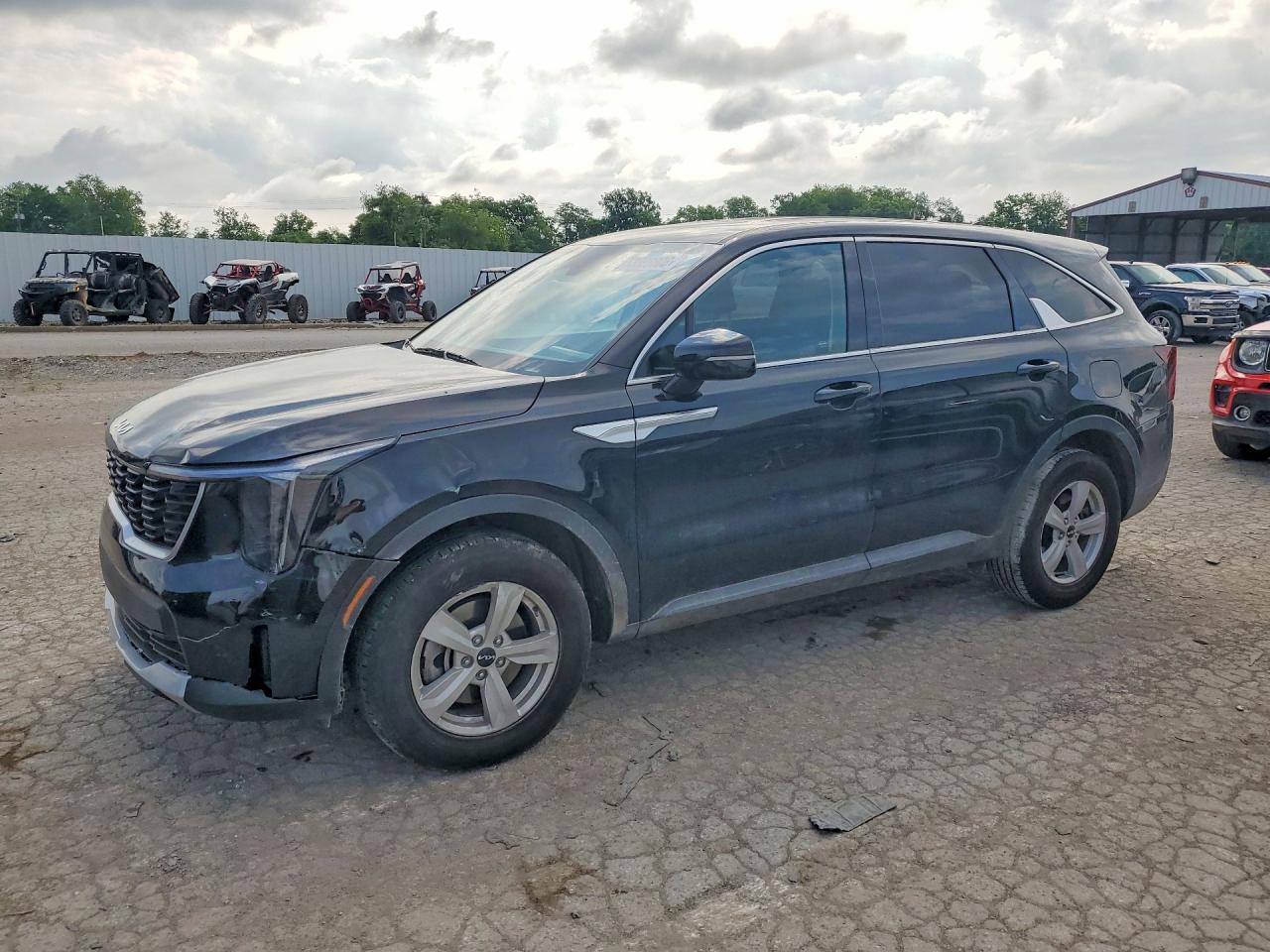 2026 KIA SORENTO LX