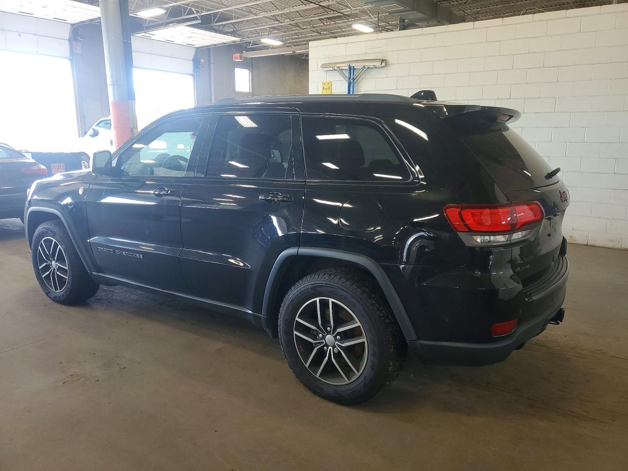 2017 JEEP GRAND CHEROKEE TRAILHAWK — снимка 2