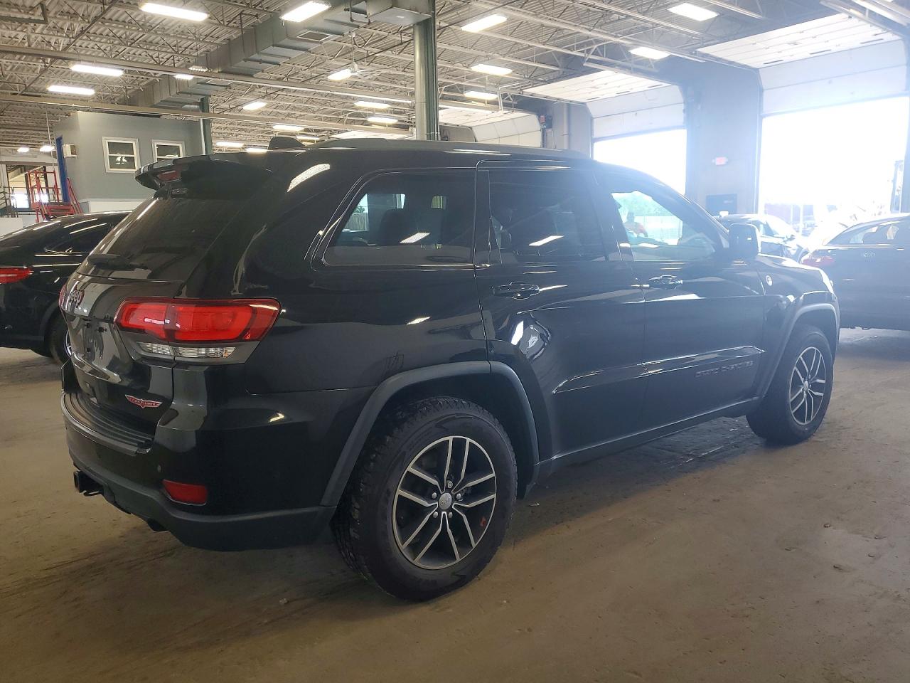 2017 JEEP GRAND CHEROKEE TRAILHAWK — снимка 3