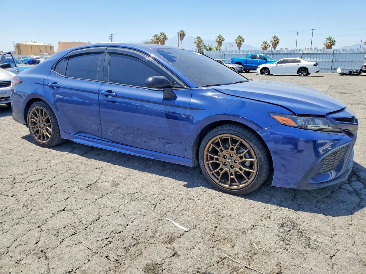 2023 TOYOTA CAMRY SE NIGHTSHADE — снимка 4