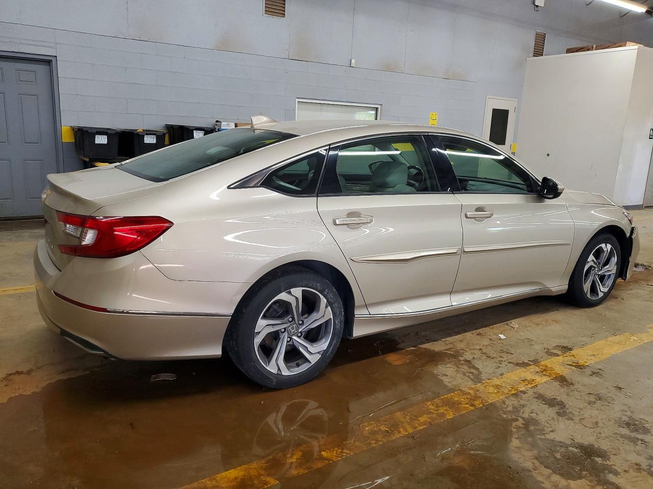 2018 HONDA ACCORD EX — снимка 3