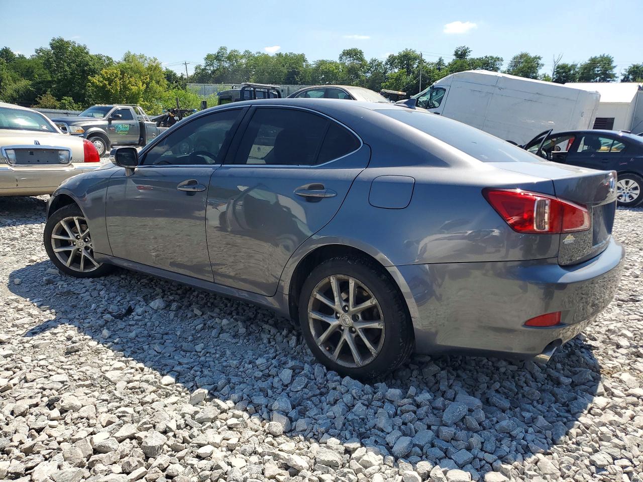 2013 LEXUS IS 250 — снимка 2