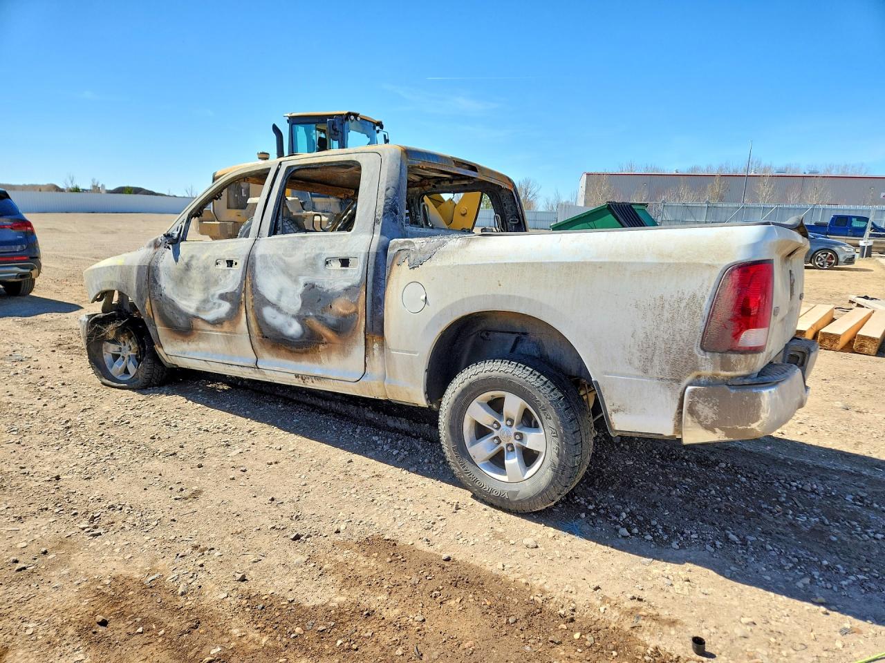 2023 RAM 1500 CLASSIC SLT — снимка 2