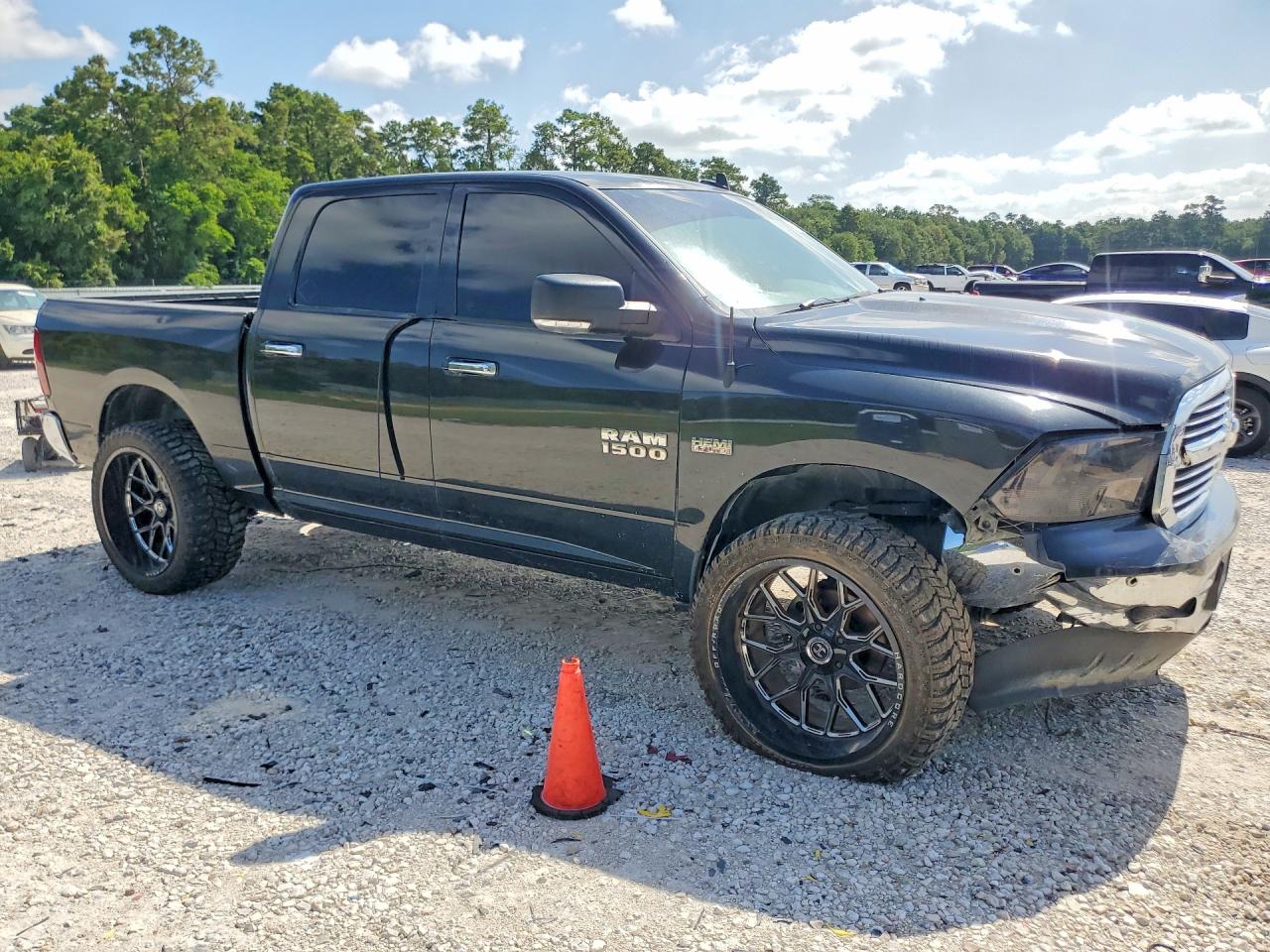 2016 RAM 1500 SLT — снимка 4