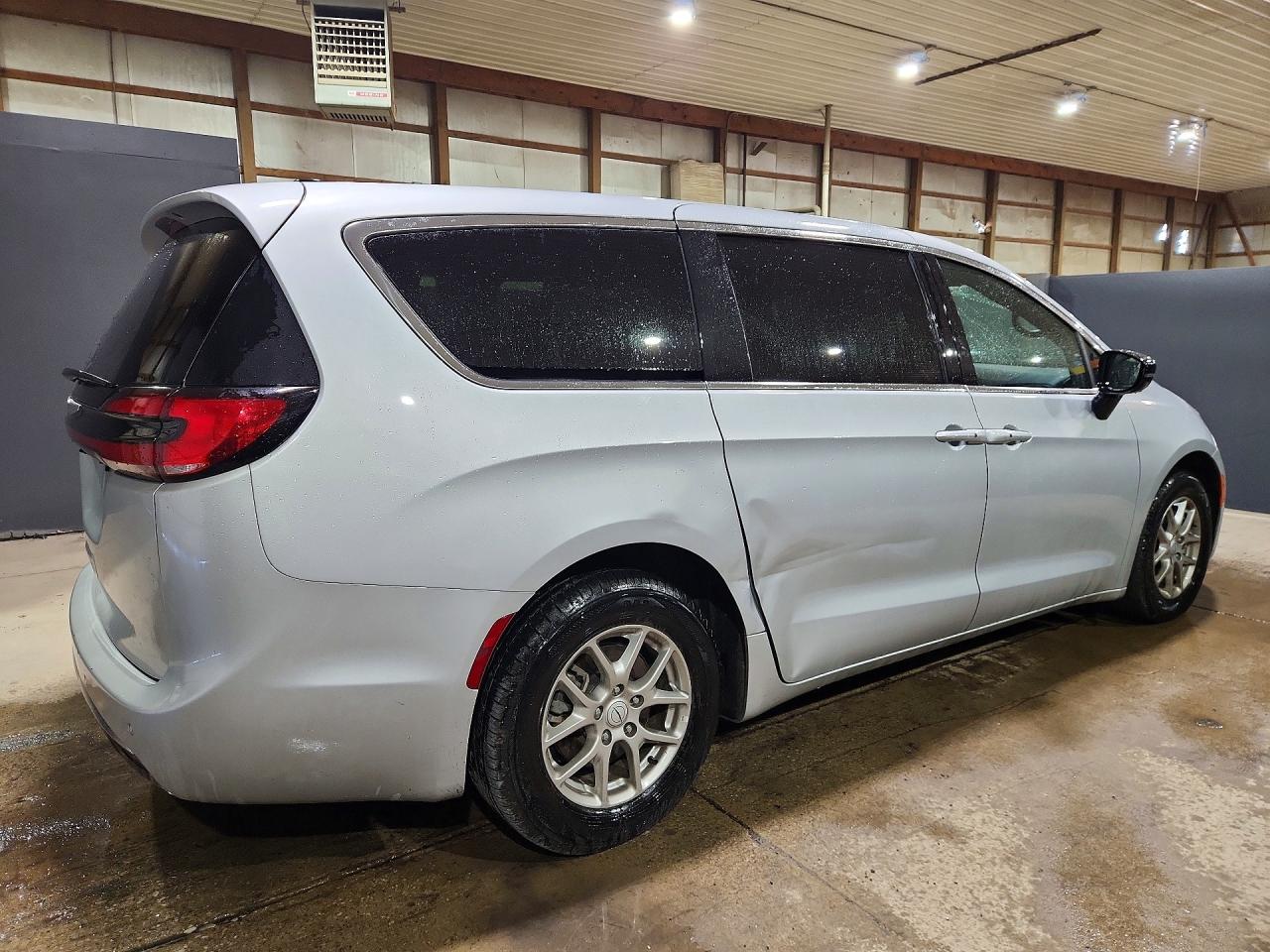 2026 CHRYSLER PACIFICA SELECT — снимка 3