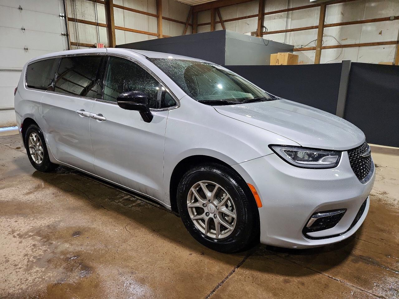 2026 CHRYSLER PACIFICA SELECT — снимка 4