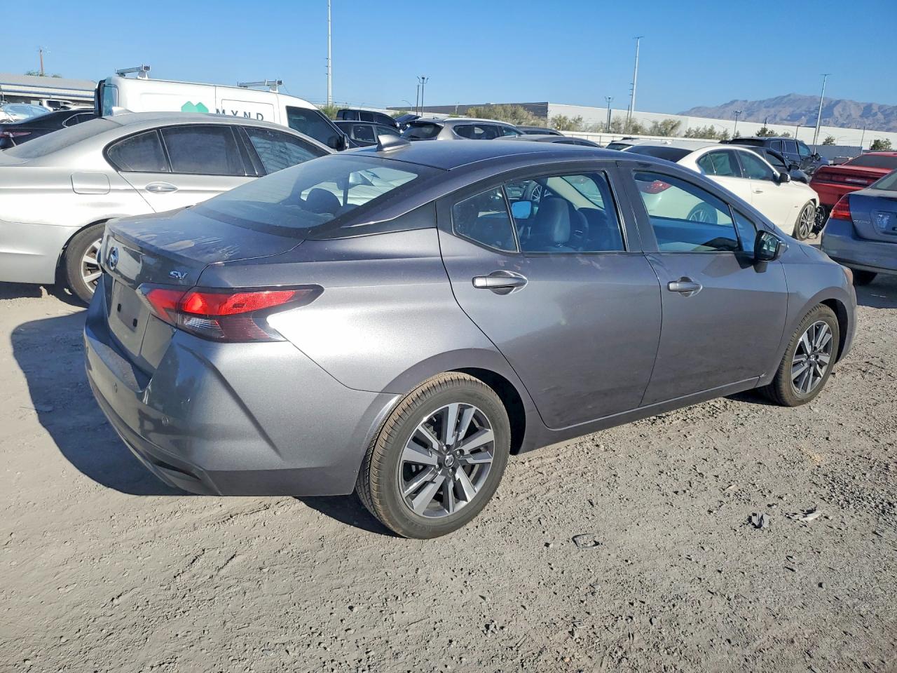 2020 NISSAN VERSA SV — снимка 3