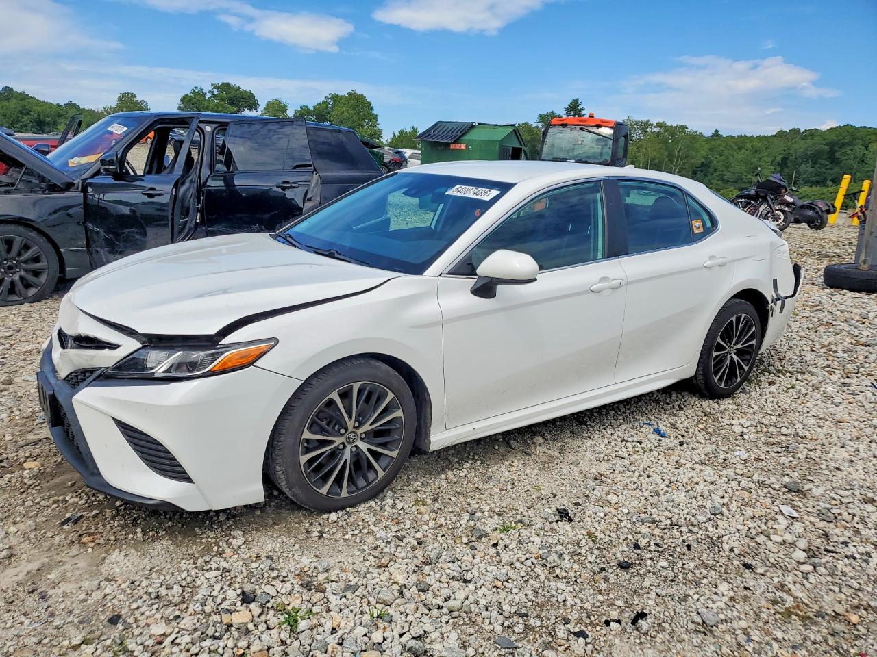 2019 TOYOTA CAMRY SE