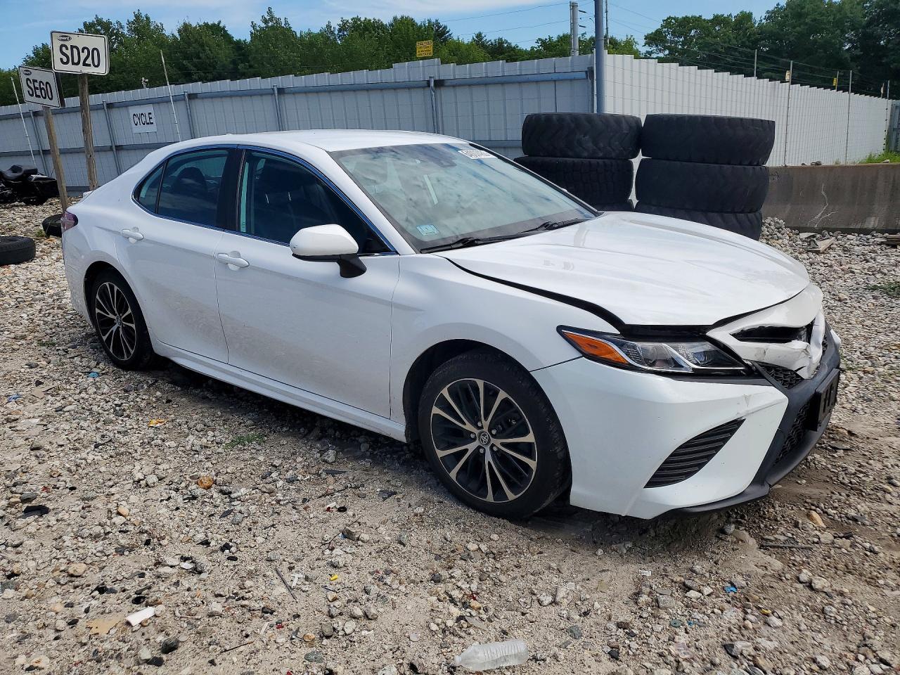 2019 TOYOTA CAMRY SE — снимка 4