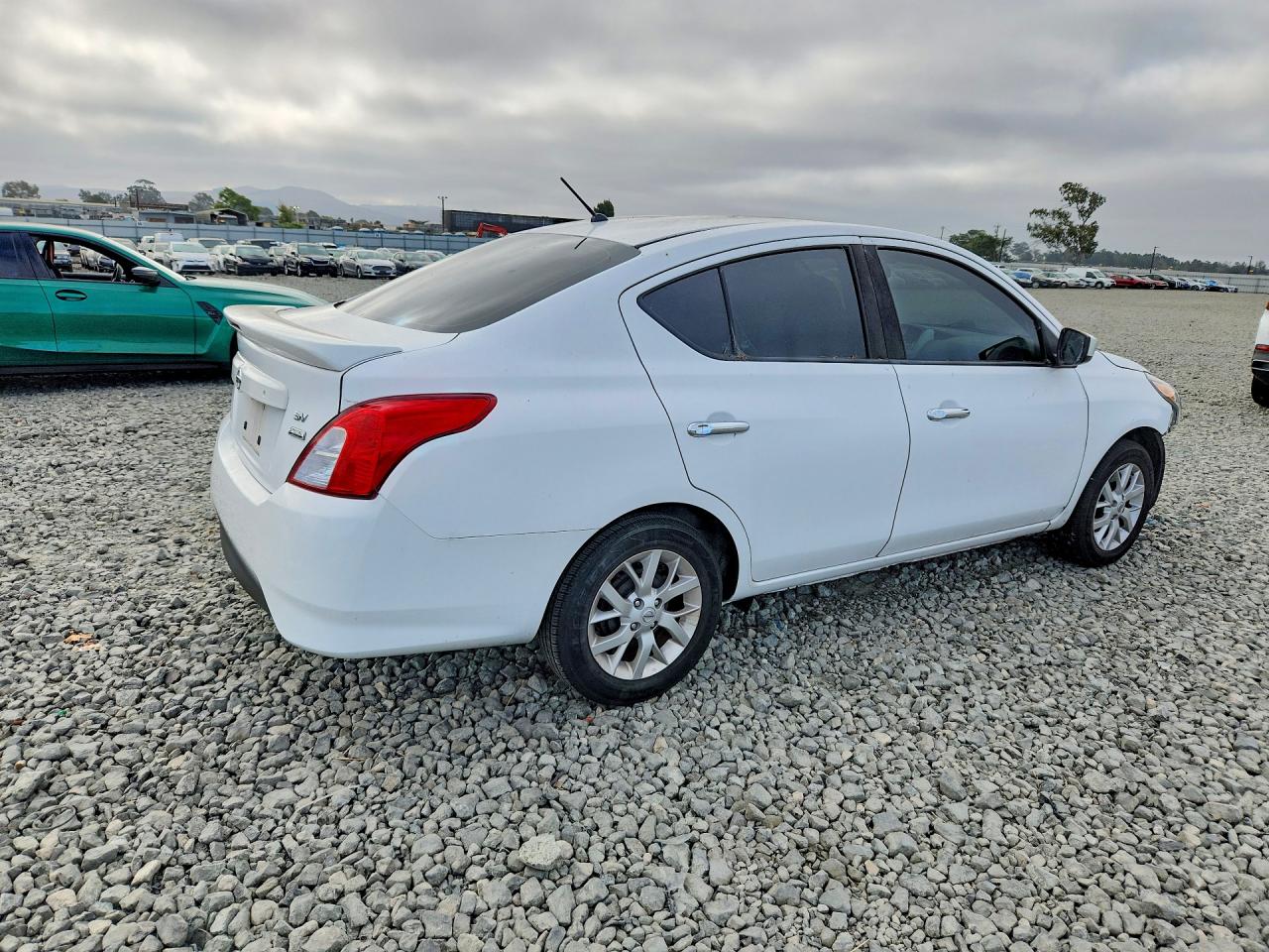 2018 NISSAN VERSA SV — снимка 3