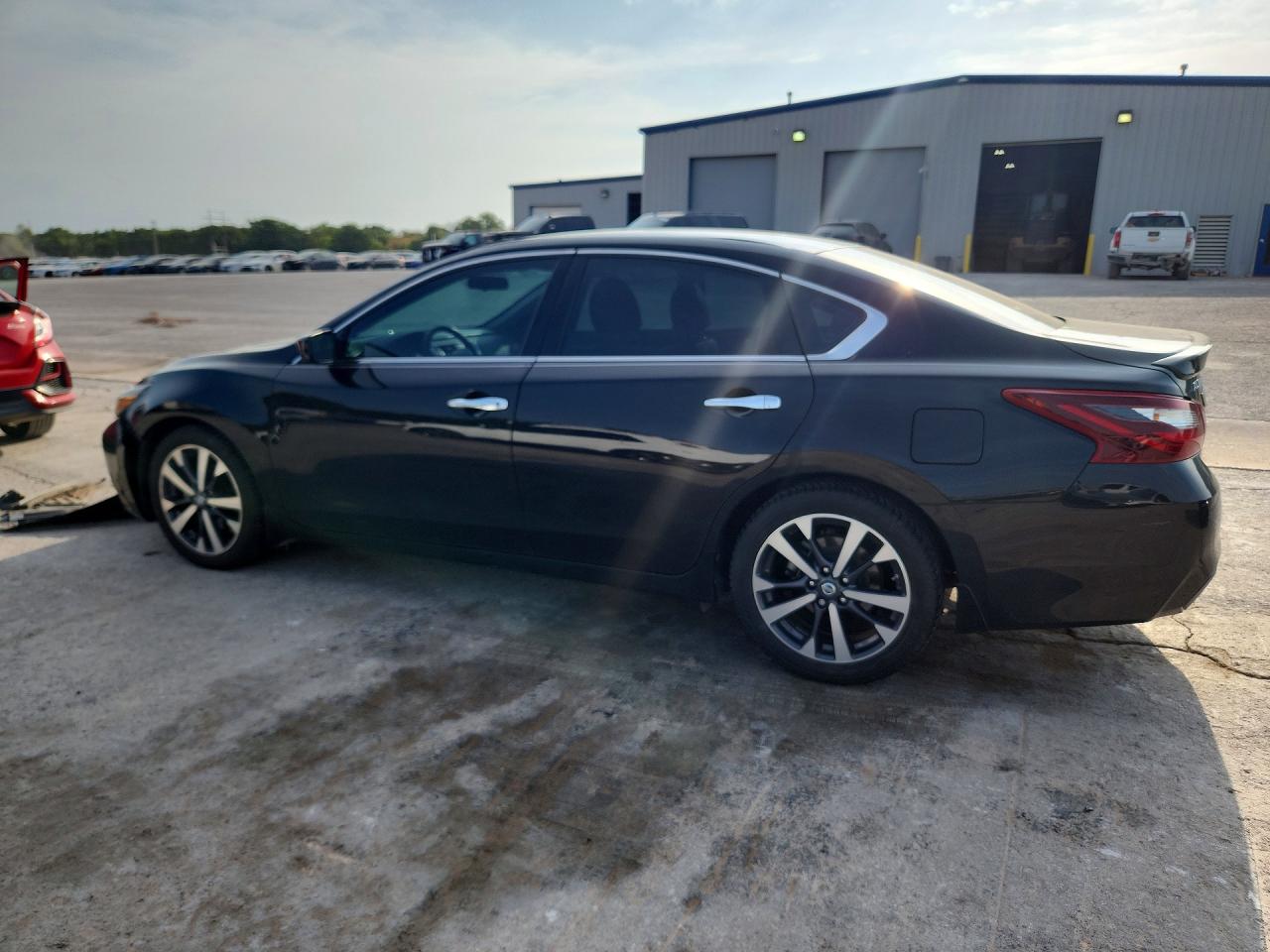 2017 NISSAN ALTIMA 2.5 SR — снимка 2