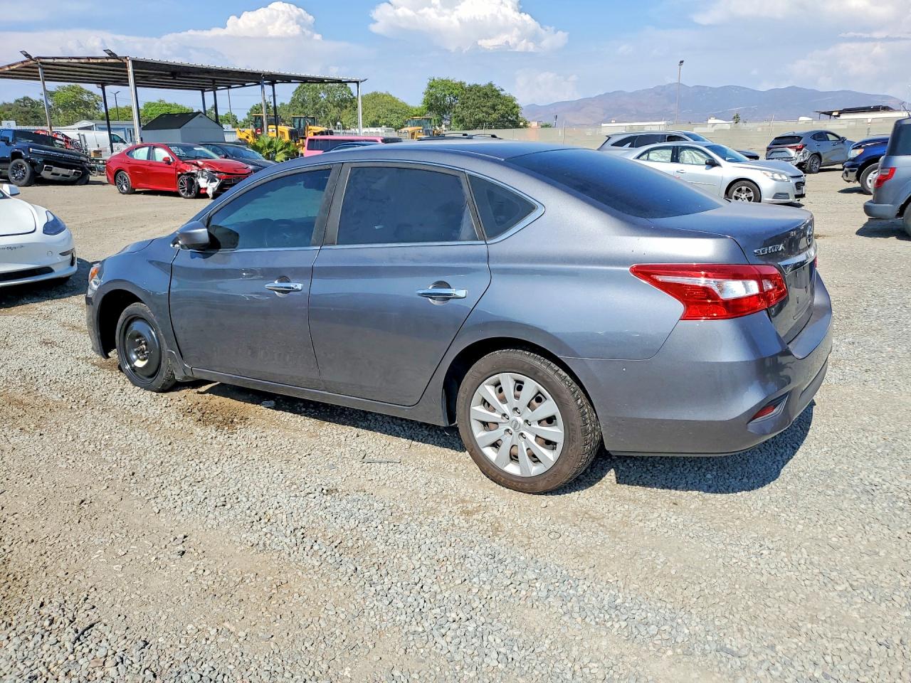 2017 NISSAN SENTRA S — снимка 2