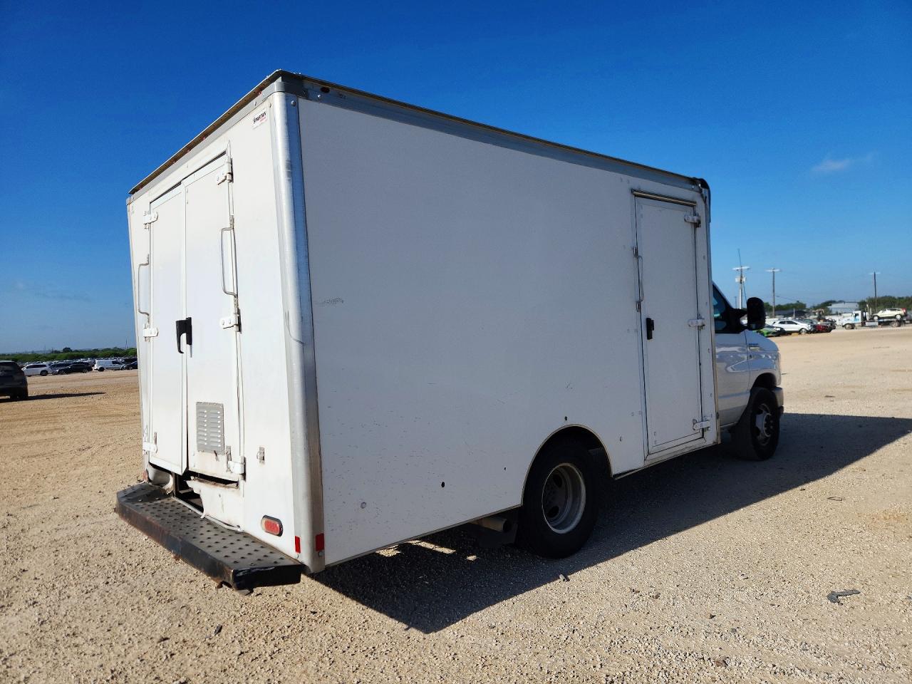 2018 FORD E350 E350 SUPER DUTY CUTAWAY VAN — снимка 3