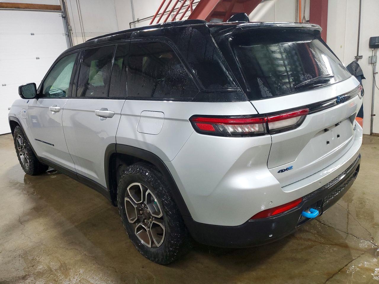 2022 JEEP GRAND CHEROKEE TRAILHAWK 4XE — снимка 2