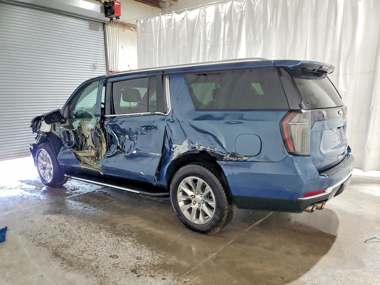 2025 CHEVROLET SUBURBAN K1500 PREMIER — снимка 2