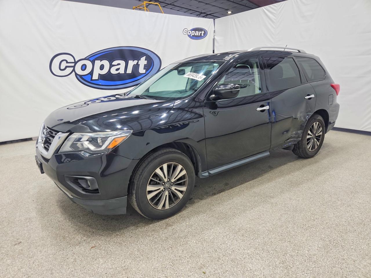 2018 NISSAN PATHFINDER SV