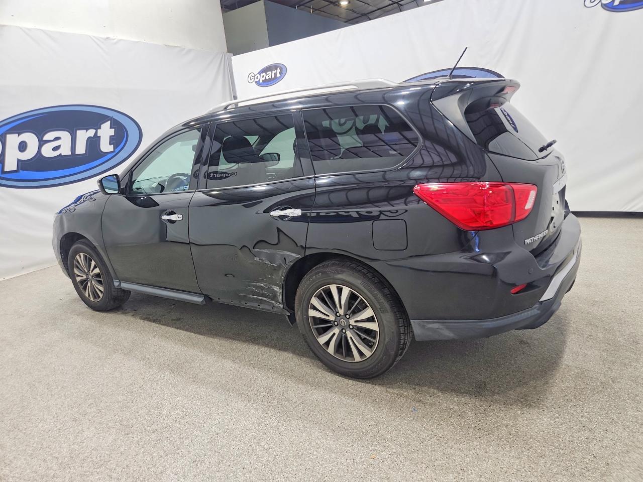2018 NISSAN PATHFINDER SV — снимка 2