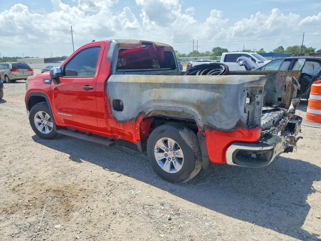 2026 GMC SIERRA C1500 — снимка 2