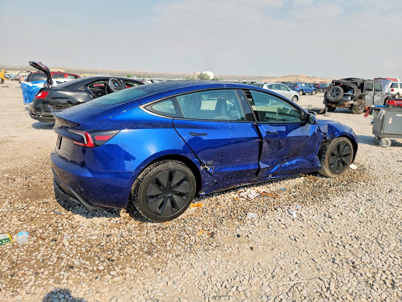 2025 TESLA MODEL 3 — снимка 3