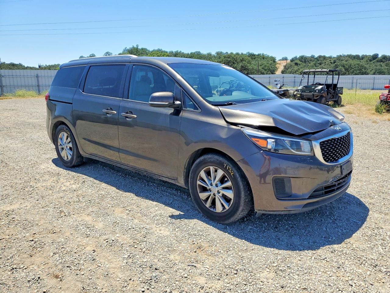 2016 KIA SEDONA LX — снимка 4