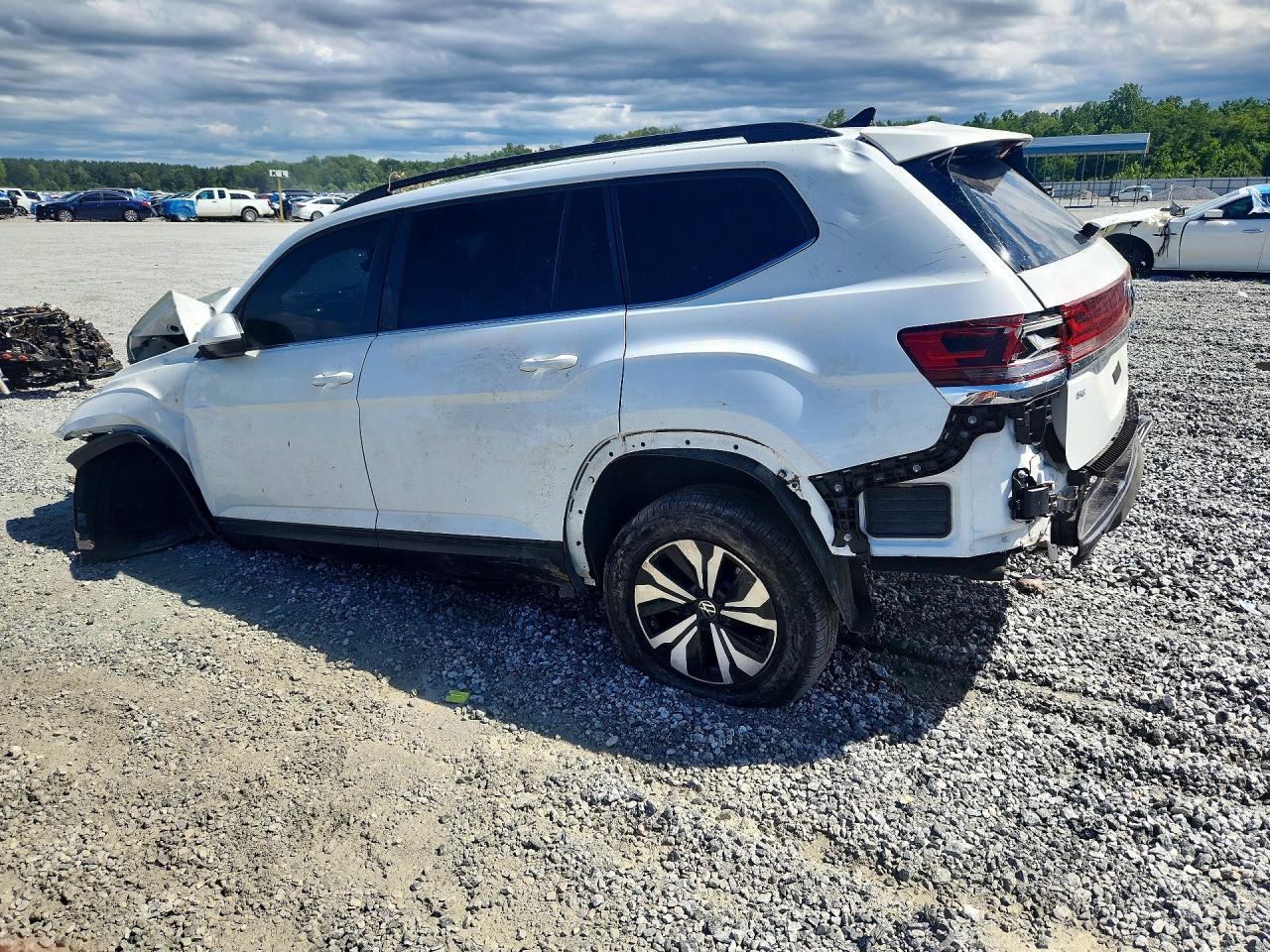 2024 VOLKSWAGEN ATLAS SE — снимка 2