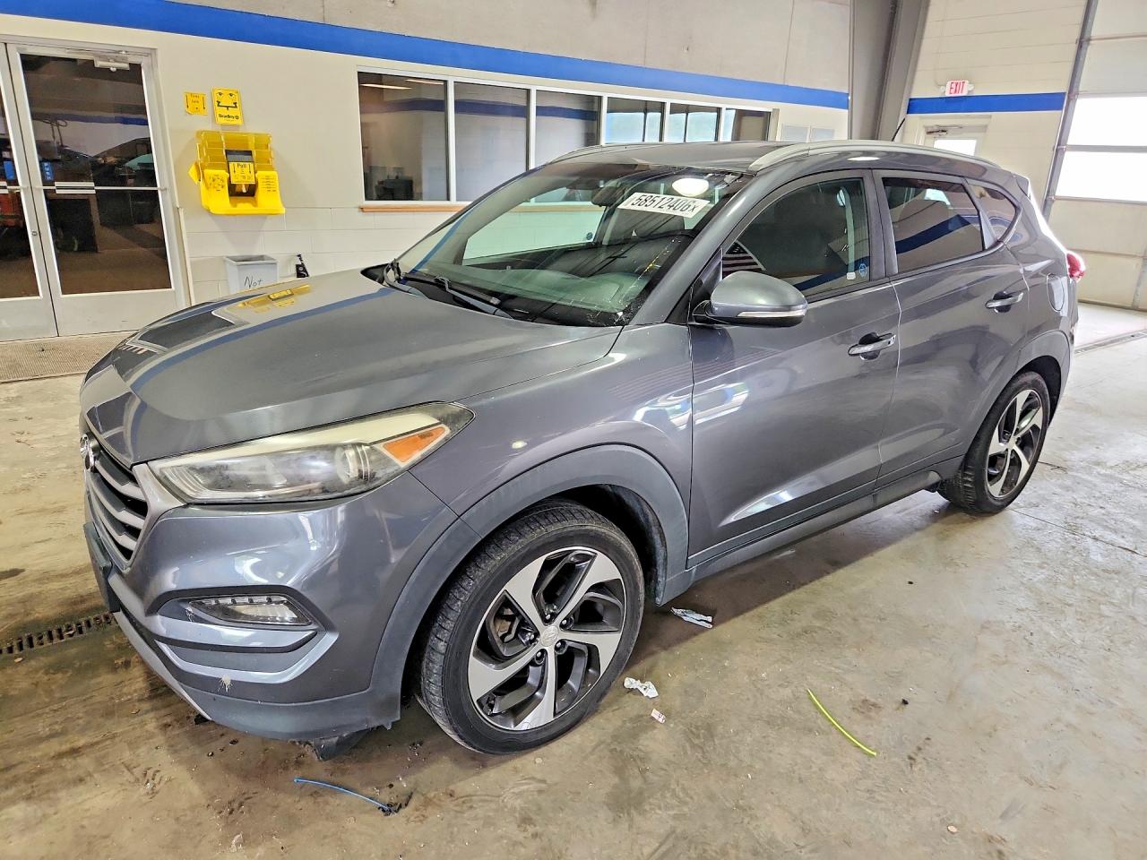 2016 HYUNDAI TUCSON SPORT