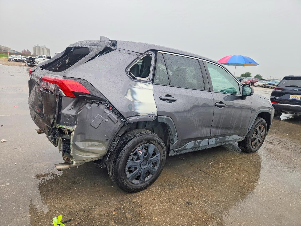 2023 TOYOTA RAV4 LE — снимка 3