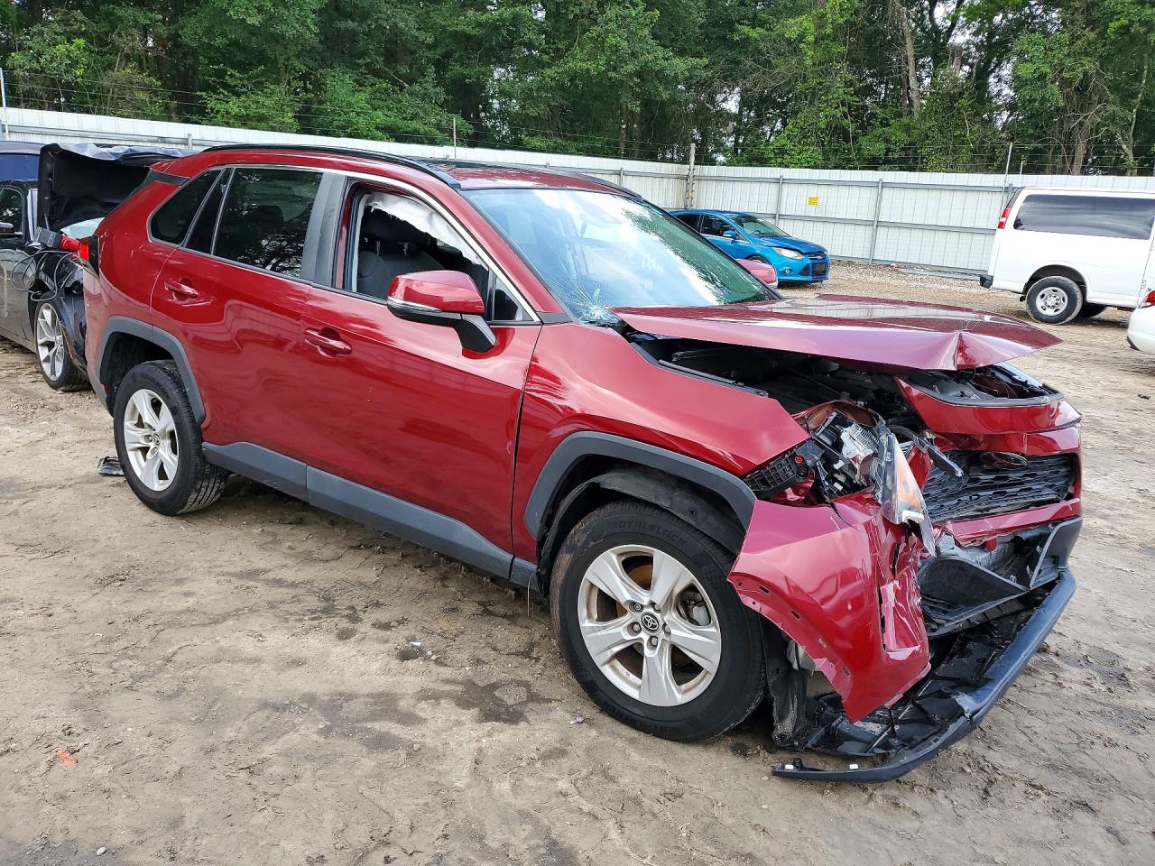 2021 TOYOTA RAV4 XLE — снимка 4