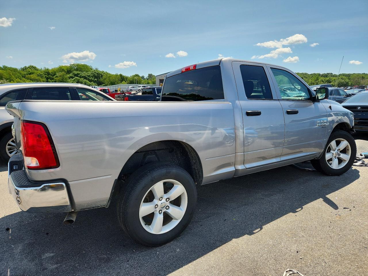 2024 RAM 1500 CLASSIC SLT — снимка 3