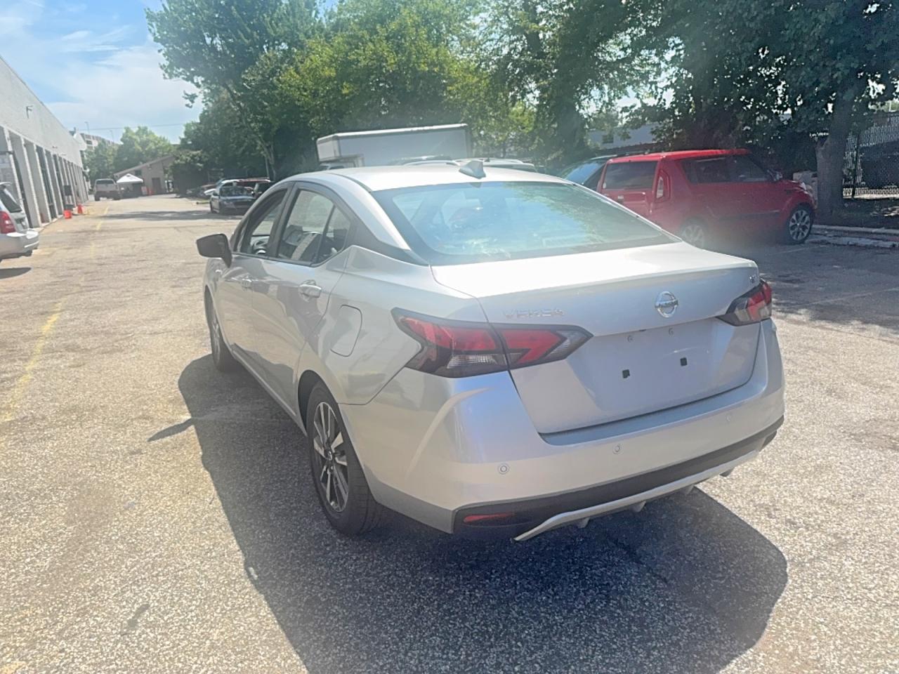2020 NISSAN VERSA SV — снимка 3