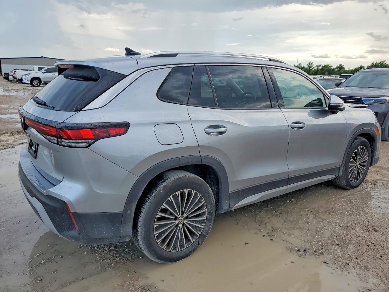 2026 VOLKSWAGEN TIGUAN S — снимка 3