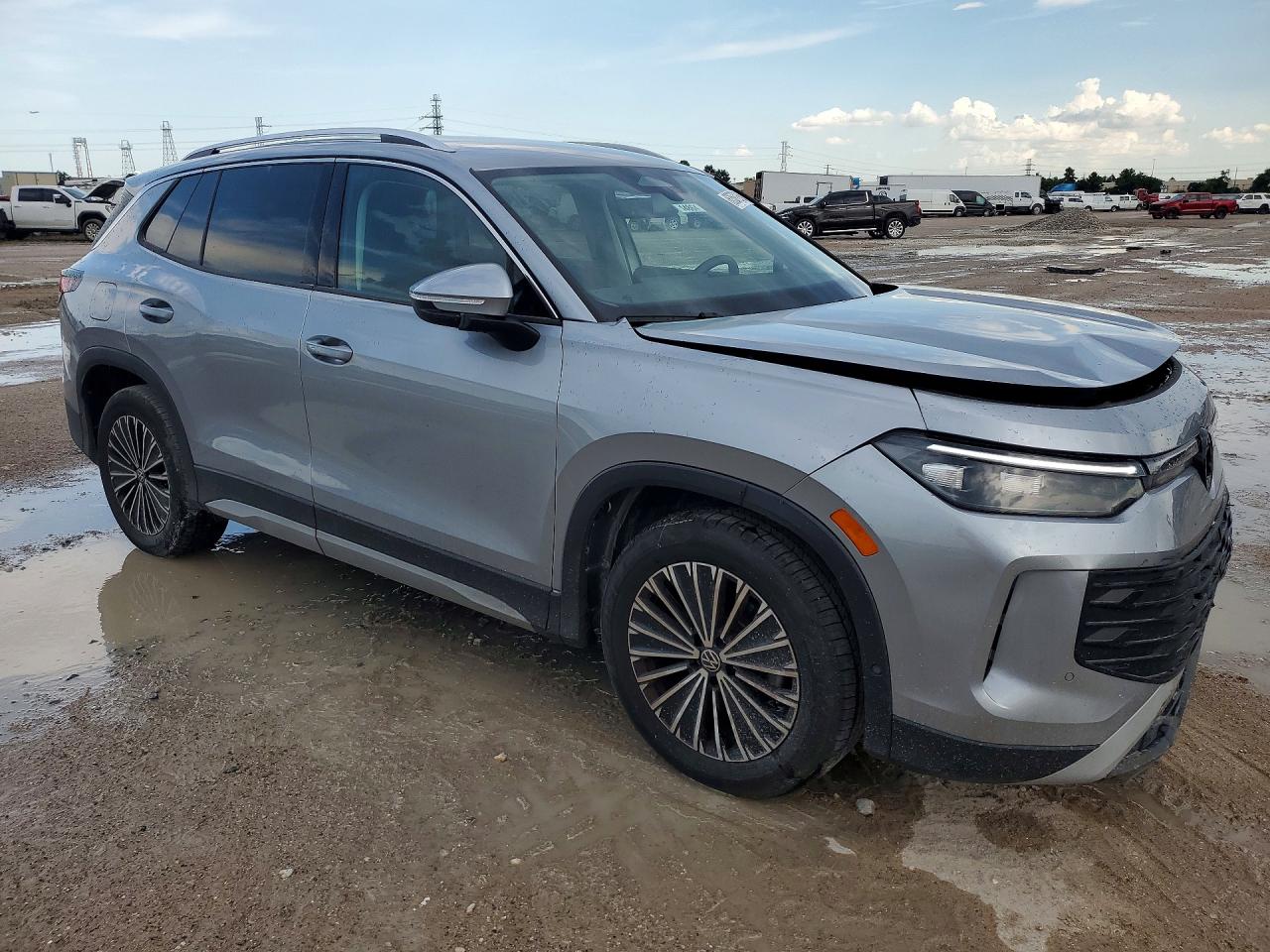 2026 VOLKSWAGEN TIGUAN S — снимка 4